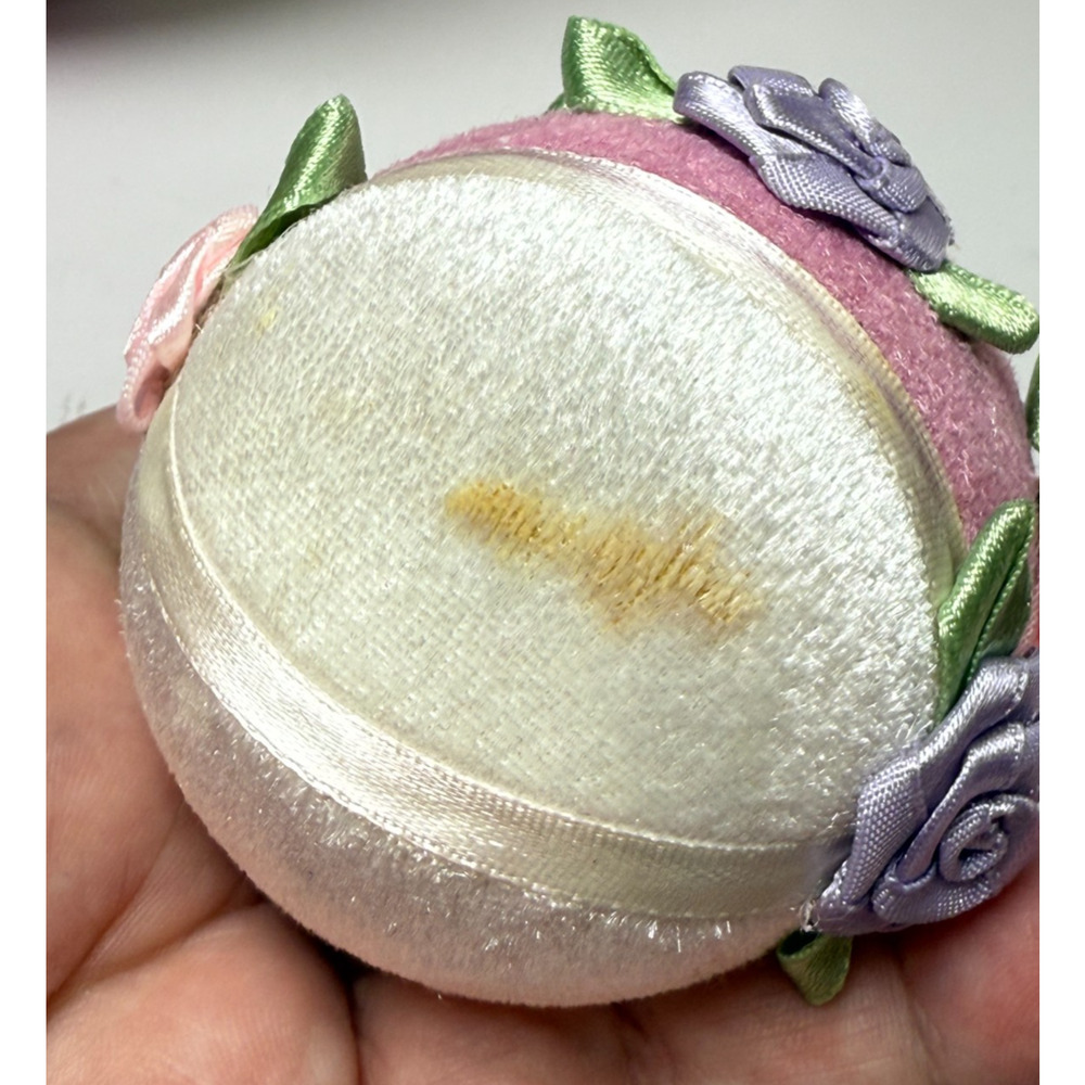 Timeless Treasures 7 Decorated Easter Eggs & Basket Purple Pink Velvet Rosettes - Picture 3 of 8